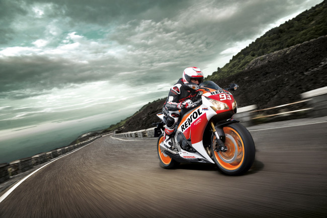 Обои картинки фото мотоциклы, honda