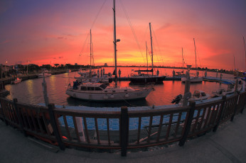 Картинка корабли Яхты закат бухта