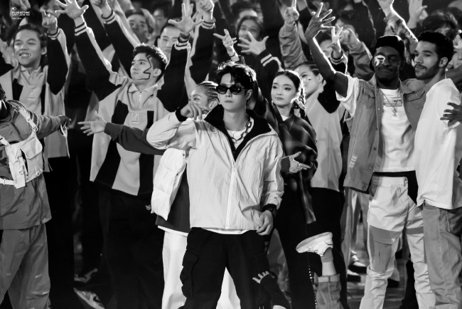 Обои картинки фото разное, знаменитости, ван, ибо, команда, очки