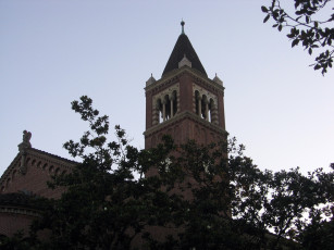 Картинка города католические соборы костелы аббатства