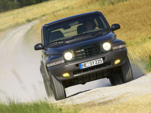 Картинка автомобили ssang yong