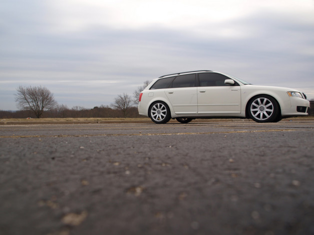 Обои картинки фото a4, автомобили, audi