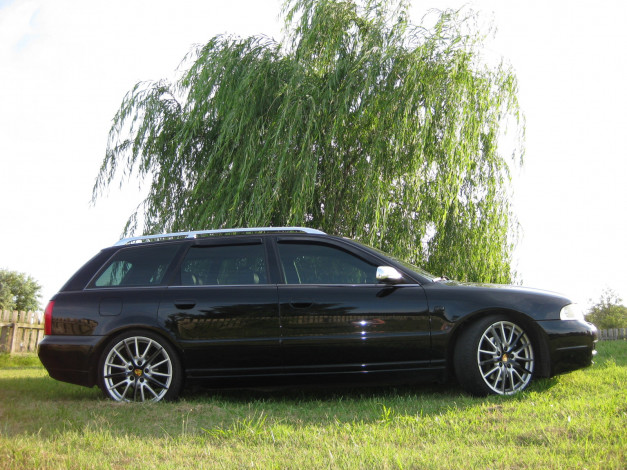 Обои картинки фото rs4, автомобили, audi