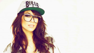 Картинка dj alie layus музыка другое кепка очки улыбка