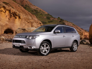 Картинка автомобили mitsubishi outlander светлый au-spec
