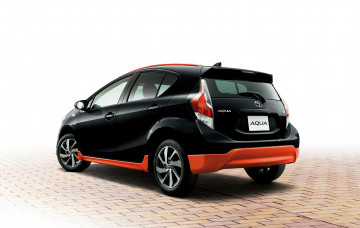 Картинка автомобили toyota темнный aqua x-urban 2014г