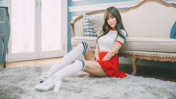 Картинка девушки -unsort+ азиатки интерьер смотрит на зрителя модель фотография женщины