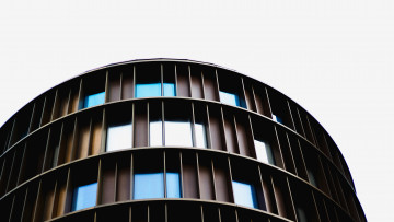 Картинка города -+здания +дома фасад окна здание