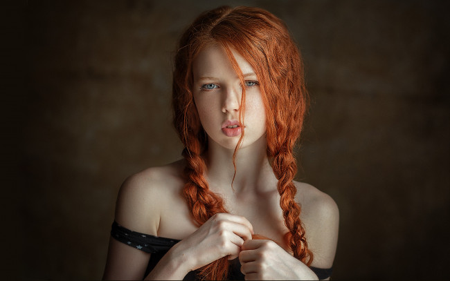 Обои картинки фото девушки, -unsort , лица,  портреты, взгляд, косички, непорочность