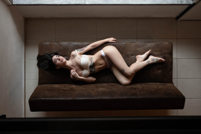 Обои картинки фото девушка, девушки, -unsort , брюнетки, темноволосые, модель