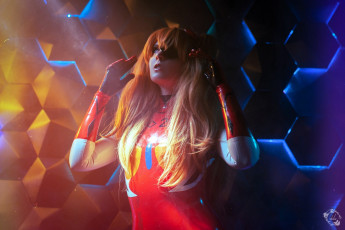 Картинка девушки алёна+бизаррная костюм образ