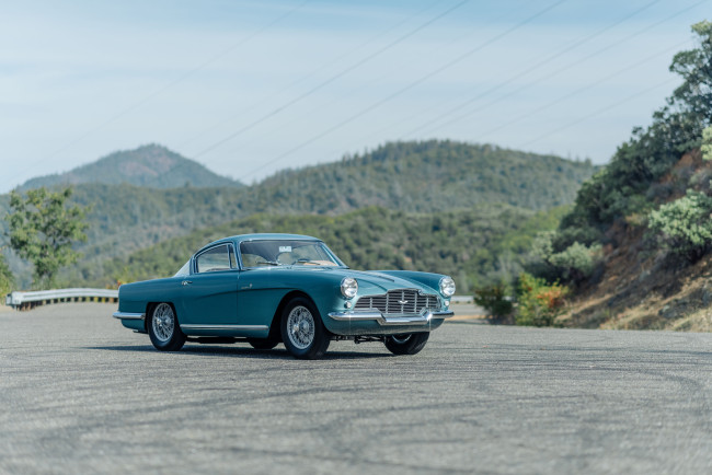 Обои картинки фото автомобили, aston martin, aston-martin