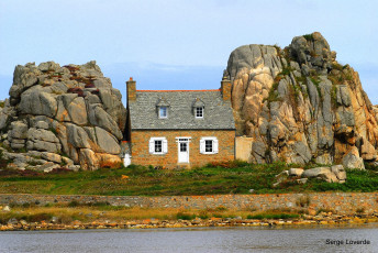 Картинка plougrescant города здания дома франция бретань