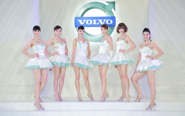 Обои картинки фото -Unsort Азиатки, девушки, unsort, азиатки, volvo, эмблема