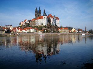 Картинка castle+albrechtsburg +meissen+германия города -+дворцы +замки +крепости meissen castle albrechtsburg река замок германия