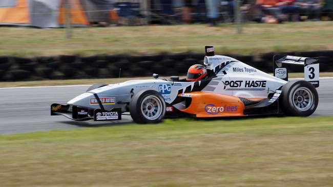 Обои картинки фото trs tatuus toyota ft40 single seater, спорт, формула 1, гонщик, трек, болид