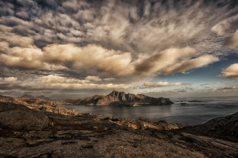 Картинка природа побережье океан острова облака