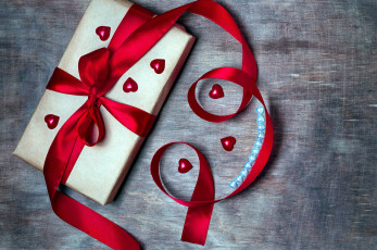 Картинка праздничные день+святого+валентина +сердечки +любовь лента сердечки бант подарок