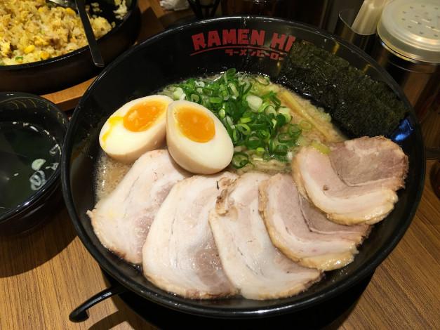 Обои картинки фото еда, мясные блюда, ветчина, яйца, суп