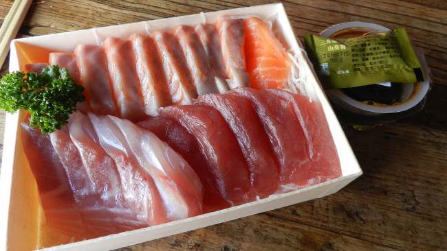 Обои картинки фото еда, рыба,  морепродукты,  суши,  роллы, снедь