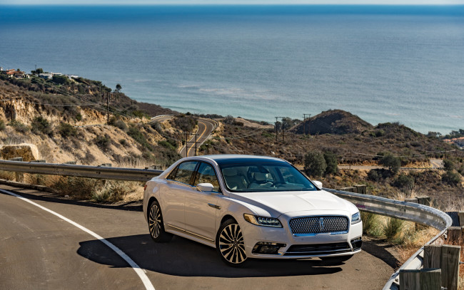 Обои картинки фото автомобили, lincoln, серпантин, дорога, море, шоссе, горы, линкольн, continental