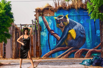 Картинка девушки -+брюнетки +шатенки панно брюнетка поза