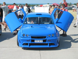 Картинка автомобили opel