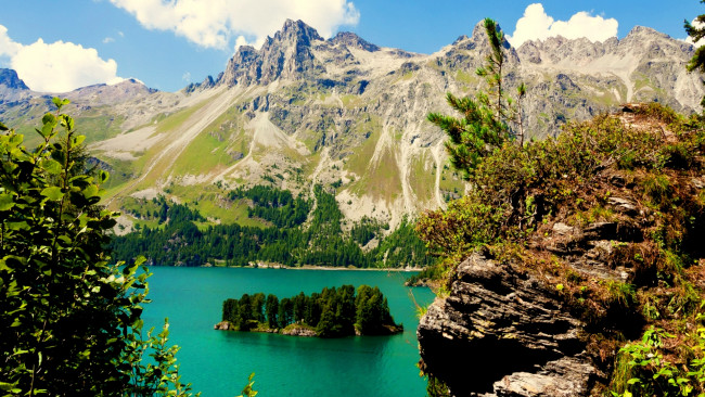 Обои картинки фото природа, реки, озера, остров, лес, озеро, пики, горы