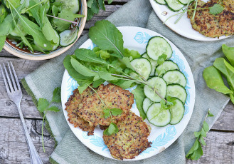 Картинка еда мясные+блюда котлеты огурцы зелень