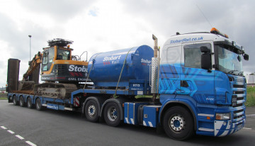 Картинка scania автомобили scania+ выставка улица автобусы двигатели дизельные судовые ab швеция грузовые