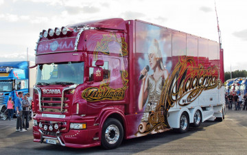 Картинка scania автомобили scania+ выставка улица грузовые швеция ab судовые дизельные двигатели автобусы