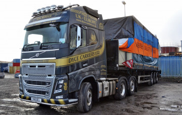 Картинка volvo автомобили volvo+trucks+ выставка улица грузовые швеция легковые aktiebolaget