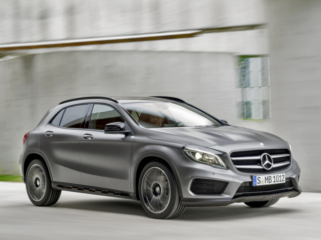 Обои картинки фото автомобили, mercedes-benz, package, x156, 2014г, gla, 250, 4matic, amg, sport