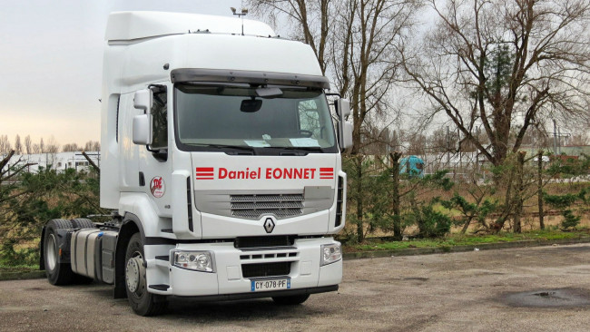 Обои картинки фото renault, автомобили, renault trucks, франция, корпорация, автомобильная, s, a