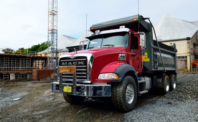 Обои картинки фото mack, автомобили, сша, грузовики, тяжелые, inc, trucks