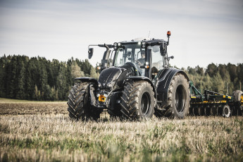 Картинка техника тракторы valtra
