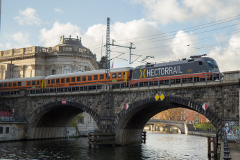 Картинка техника электровозы локомотив состав