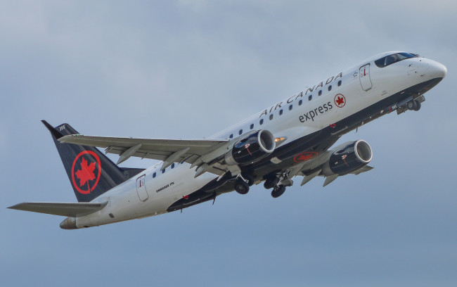 Обои картинки фото авиация, пассажирские самолёты, авиалайнер