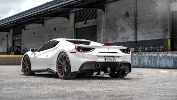 Картинка автомобили ferrari 488