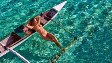 Картинка девушки gigi+hadid купальник бикини