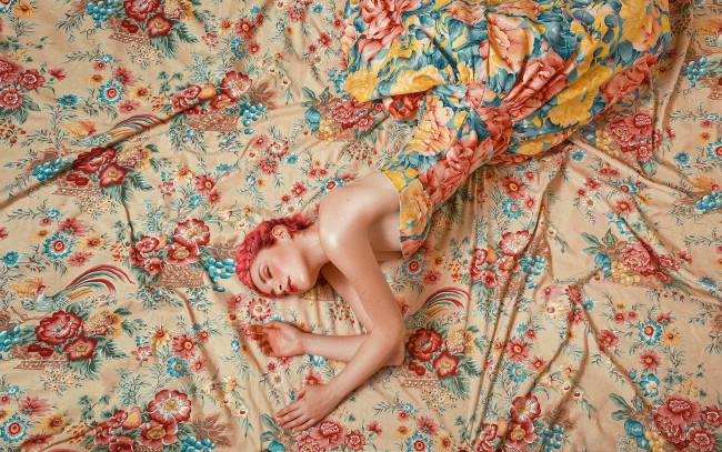 Обои картинки фото девушки, -unsort , рыжеволосые и другие, красота, необычное, платье