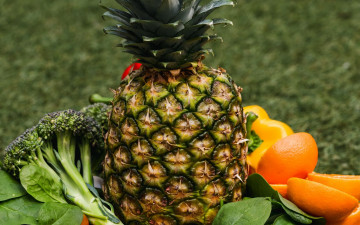 Картинка еда фрукты+и+овощи+вместе ананас апельсин брокколи шпинат