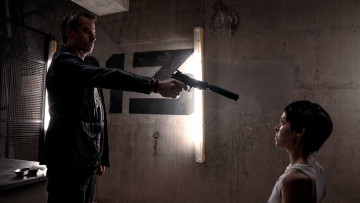 Картинка zone+414+ +2021+ кино+фильмы zone+414 фантастика zone 414 guy pearce триллер matilda lutz jane