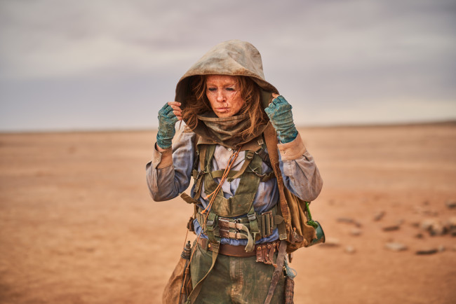 Обои картинки фото gold ,  2021 , кино фильмы, gold, жажда, золота, триллер, кадры, из, фильма, susie, porter, the, stranger