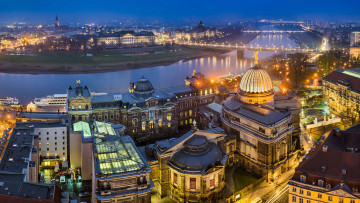 обоя города, дрезден , германия, вид, с, фрауэнкирхе, старый, город, эльба, дрезден, саксония, by, michael, abid