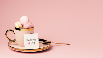 обоя праздничные, день святого валентина,  сердечки,  любовь, макаруны, чашка, блюдце, карточка, ложка