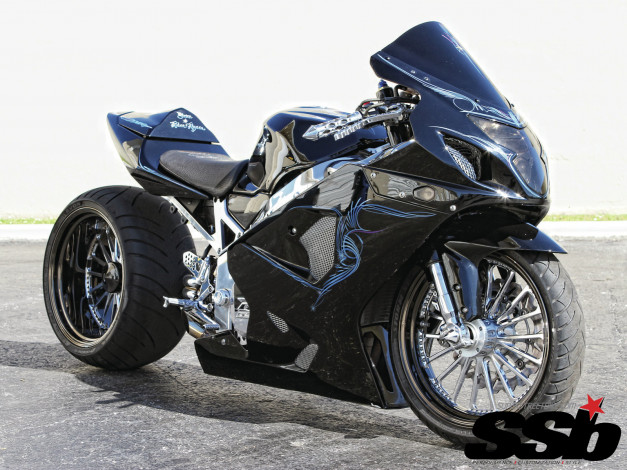 Обои картинки фото мотоциклы, customs, r750