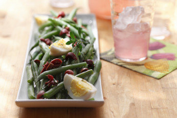 Картинка еда салаты +закуски фон салфетка стакан тарелка салат закуска фасоль яйцо