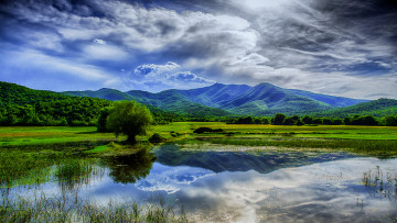 Картинка природа реки озера горы тучи луга лес река