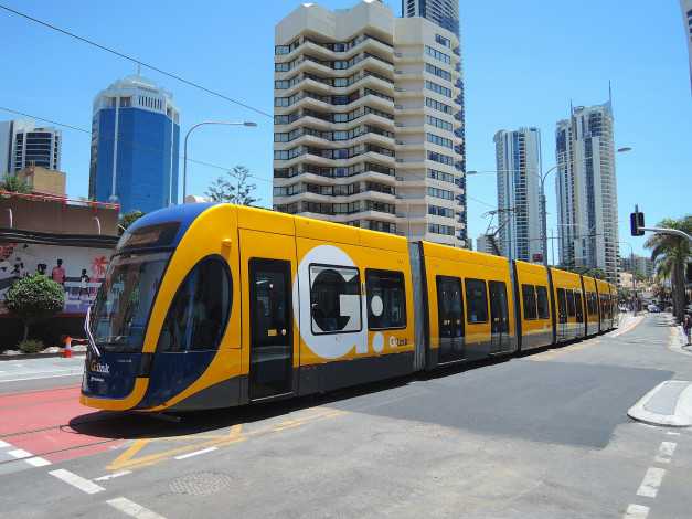 Обои картинки фото техника, трамваи, трамвай, город, рельсы